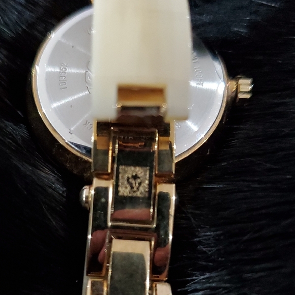 Anne Klein Gold and Cream Women\'s Watch Classic Timeless Iconic Lion Careee main image 7